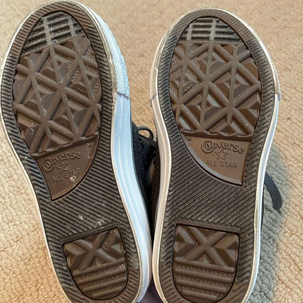 Converse - Picture 4 of 4